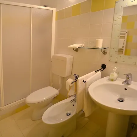 Il Sole Delle Rive Sinio